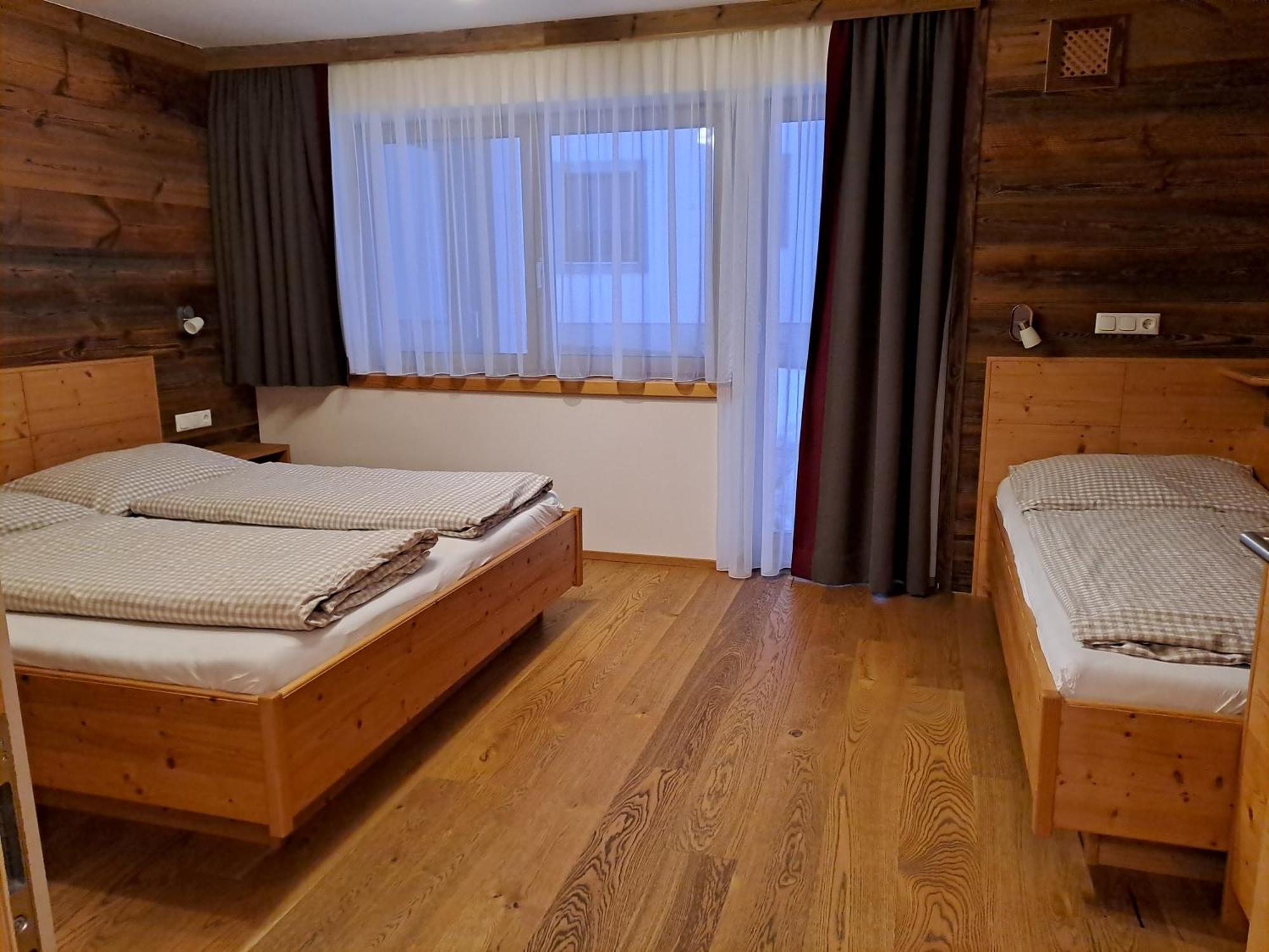 Zimmer & Appartements Schwarzenbacher Sonja & Konrad Kleinarl Exteriör bild